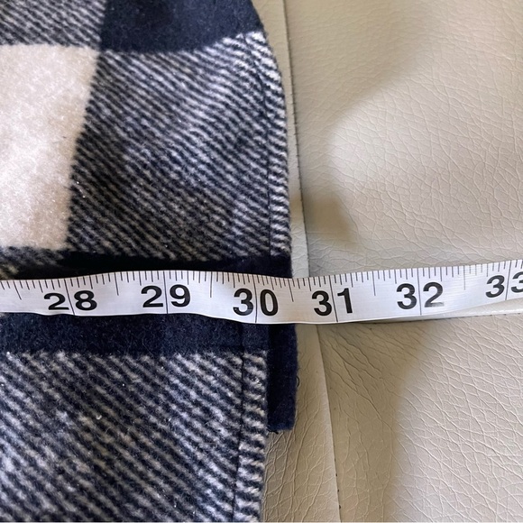 Fantaslook women’s Navy Blue and White Fall Flannel Shacket Shirt NWT sz Large - Picture 7 of 8